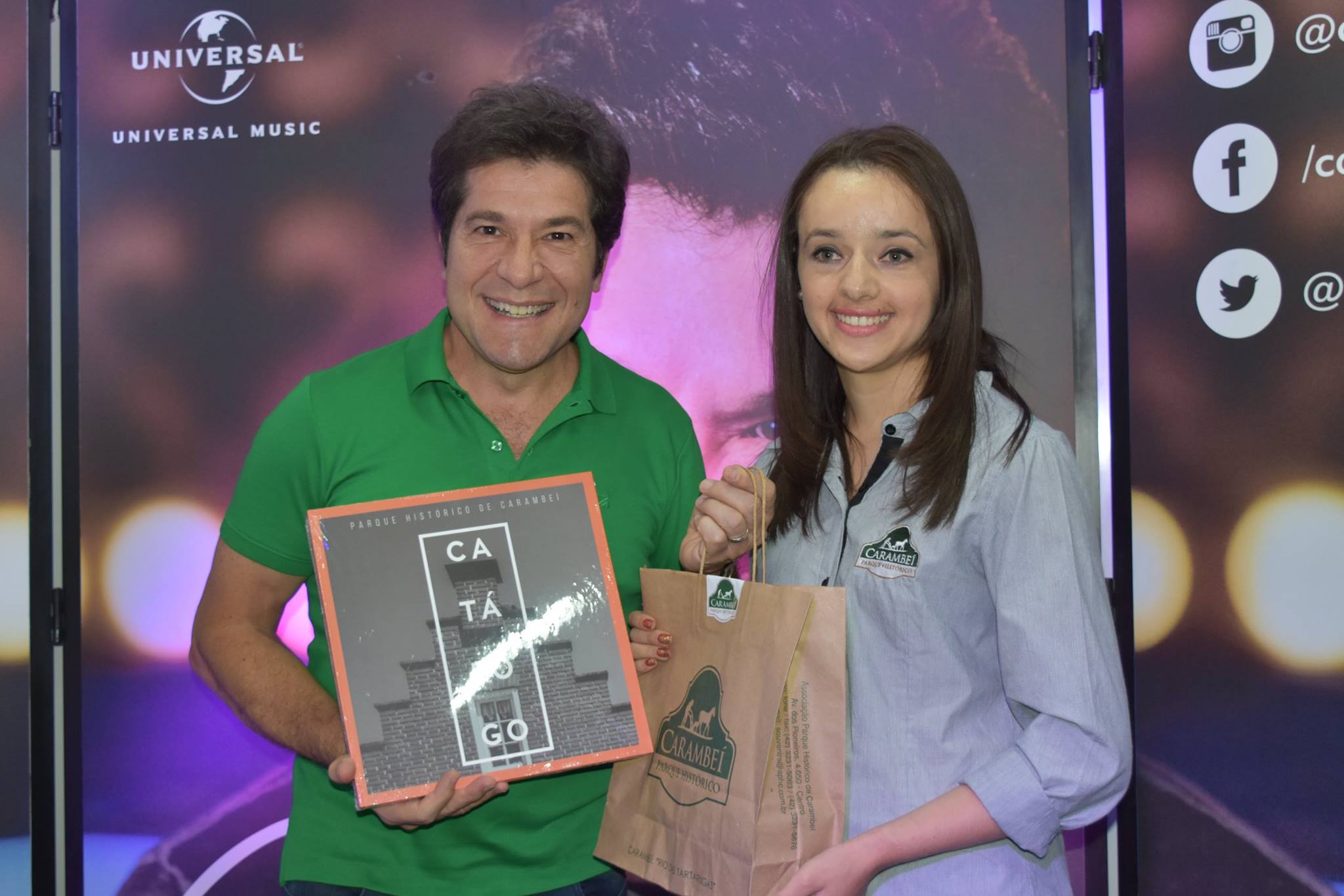 Cantor Daniel conhece o típico sabor Holandês do Parque Histórico