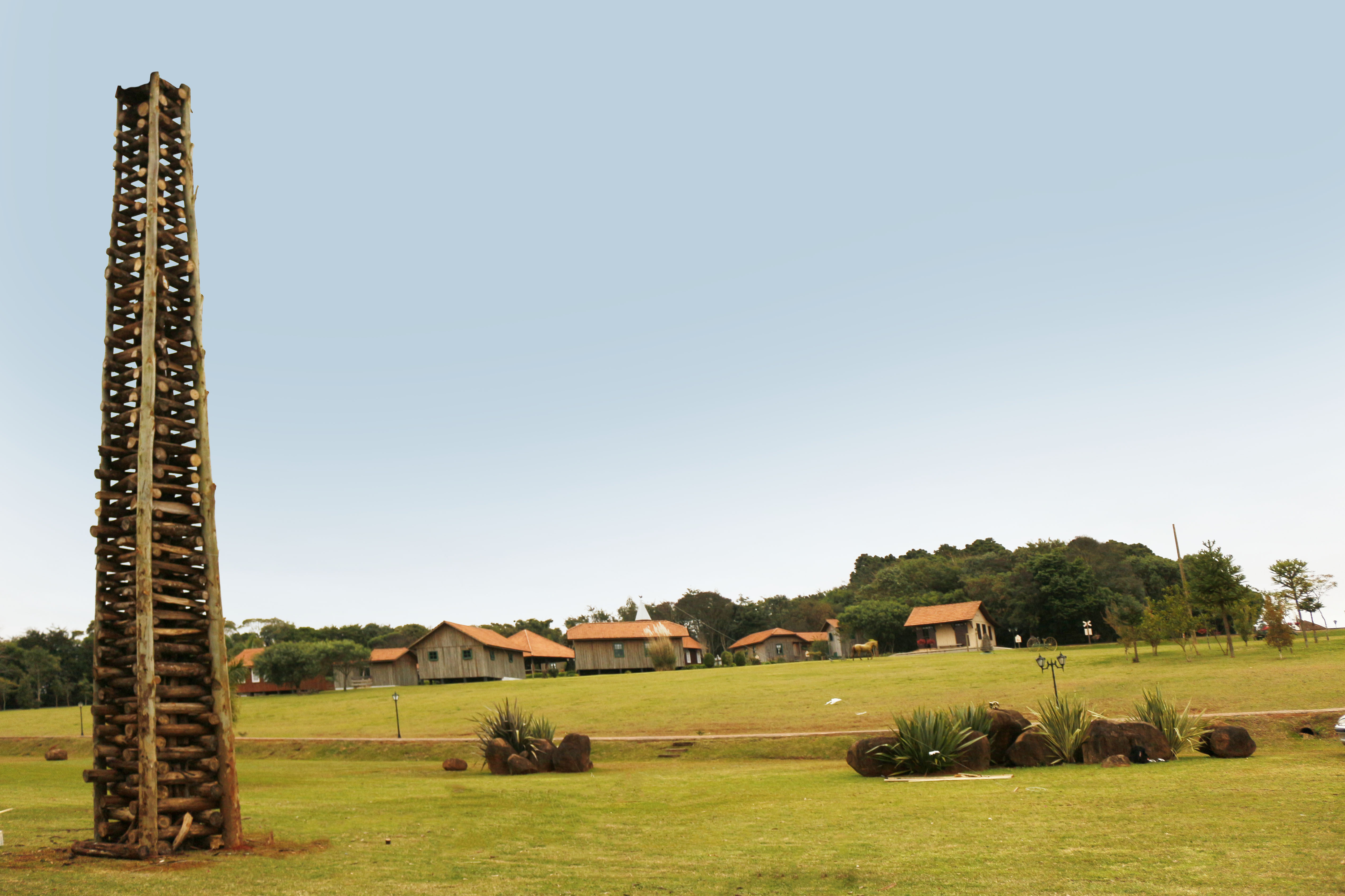 Fogueira do Arraiá do Parque tem mais de 10 metros de altura