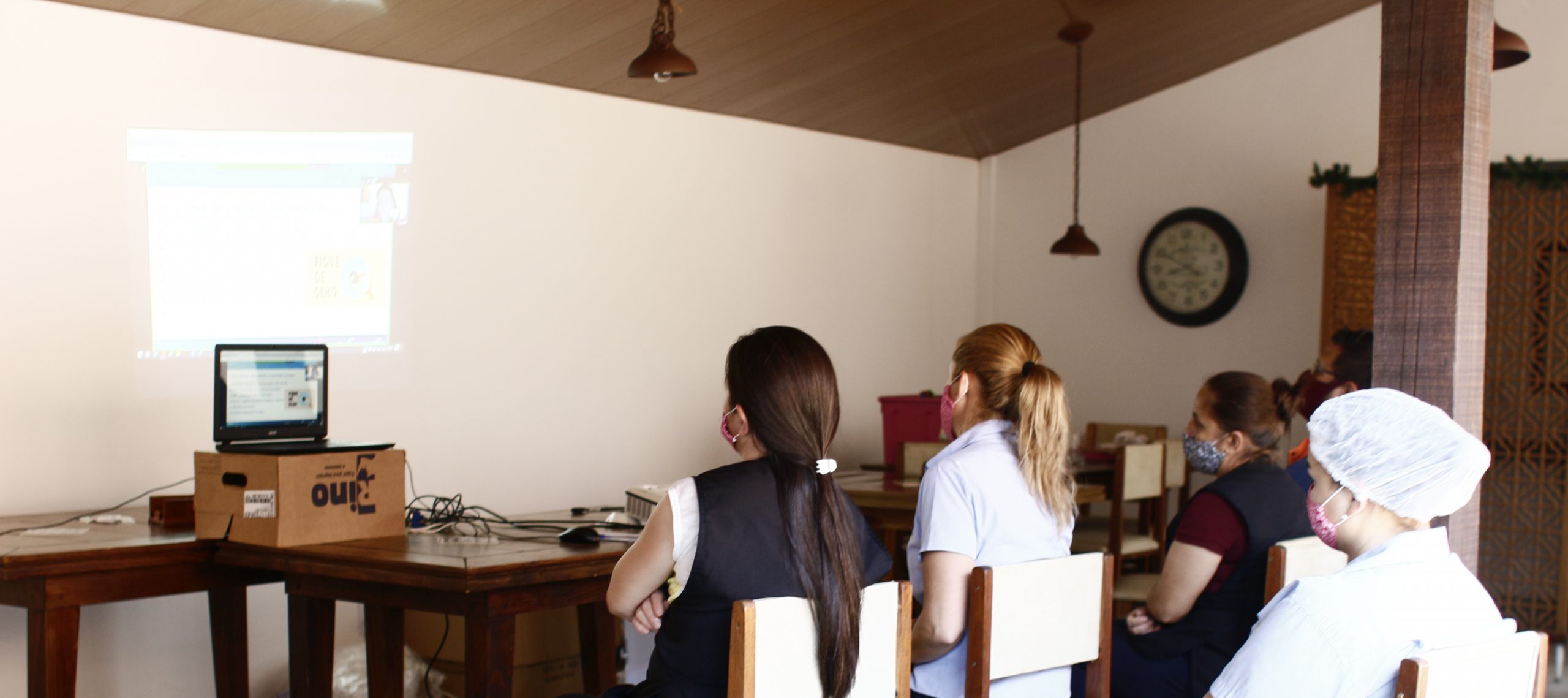 Funcionários do Parque Histórico participam de treinamento para prevenção ao contágio do COVID-19